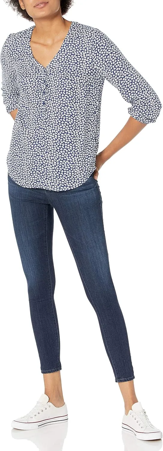Amazon Essentials Women's 3/4 Sleeve Button Popover Shirt