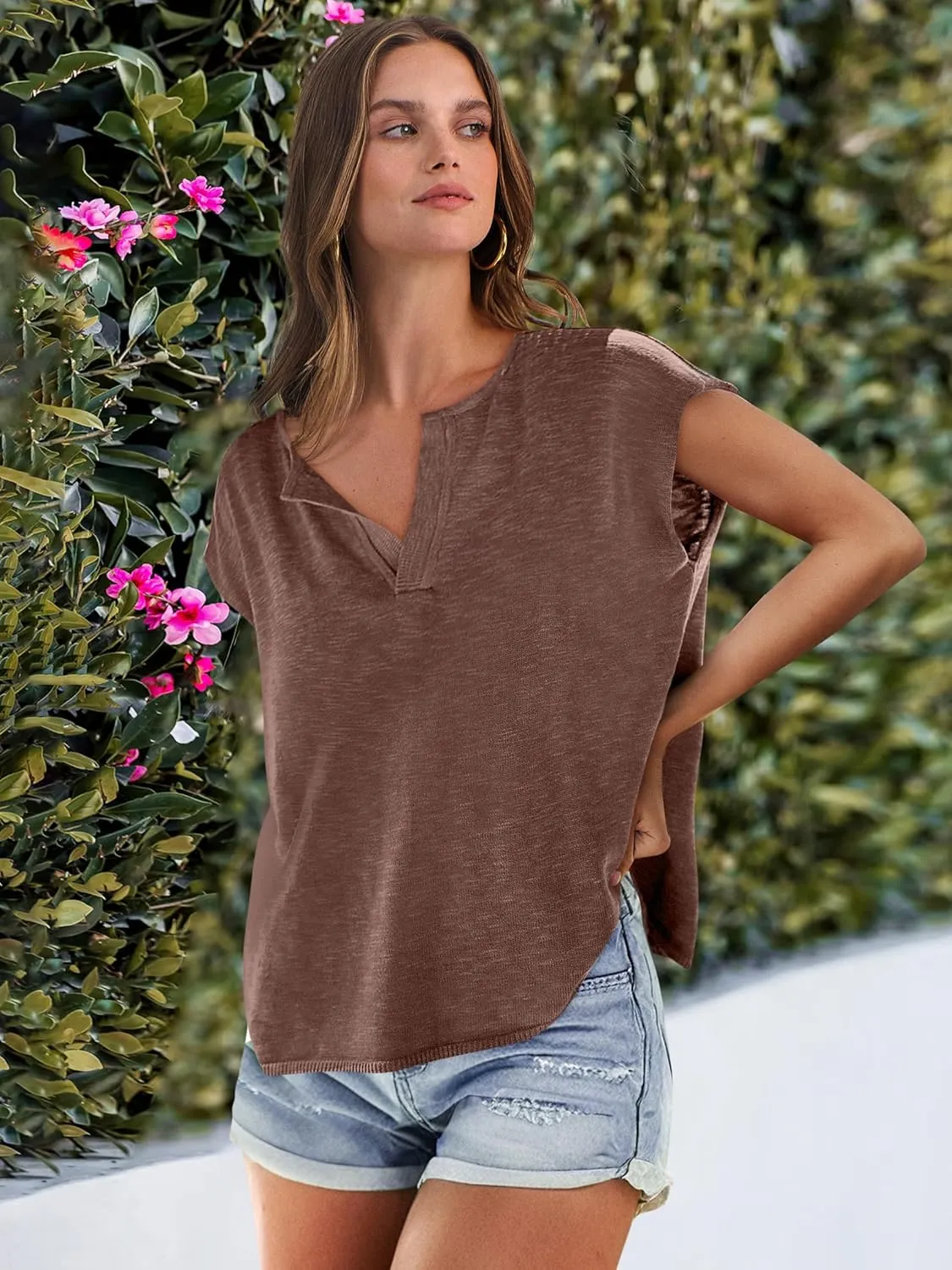 Caracilia Womens Sweater Tops Summer Casual V Neck Cap Sleeve Vests Loose Lightweight Side Slit Hem Shirts 2025 Blouse