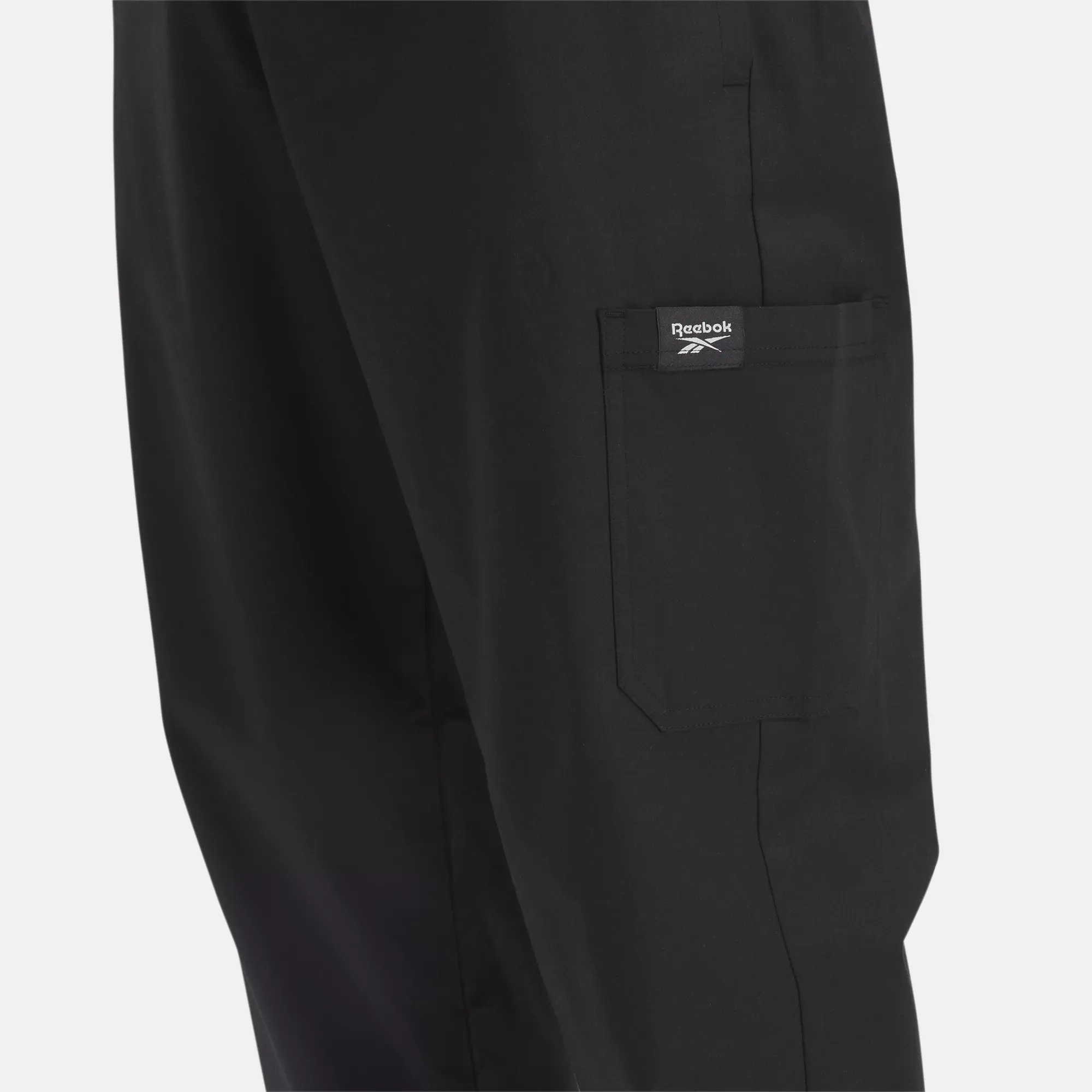 Classics Wardrobe Essentials Woven Joggers
