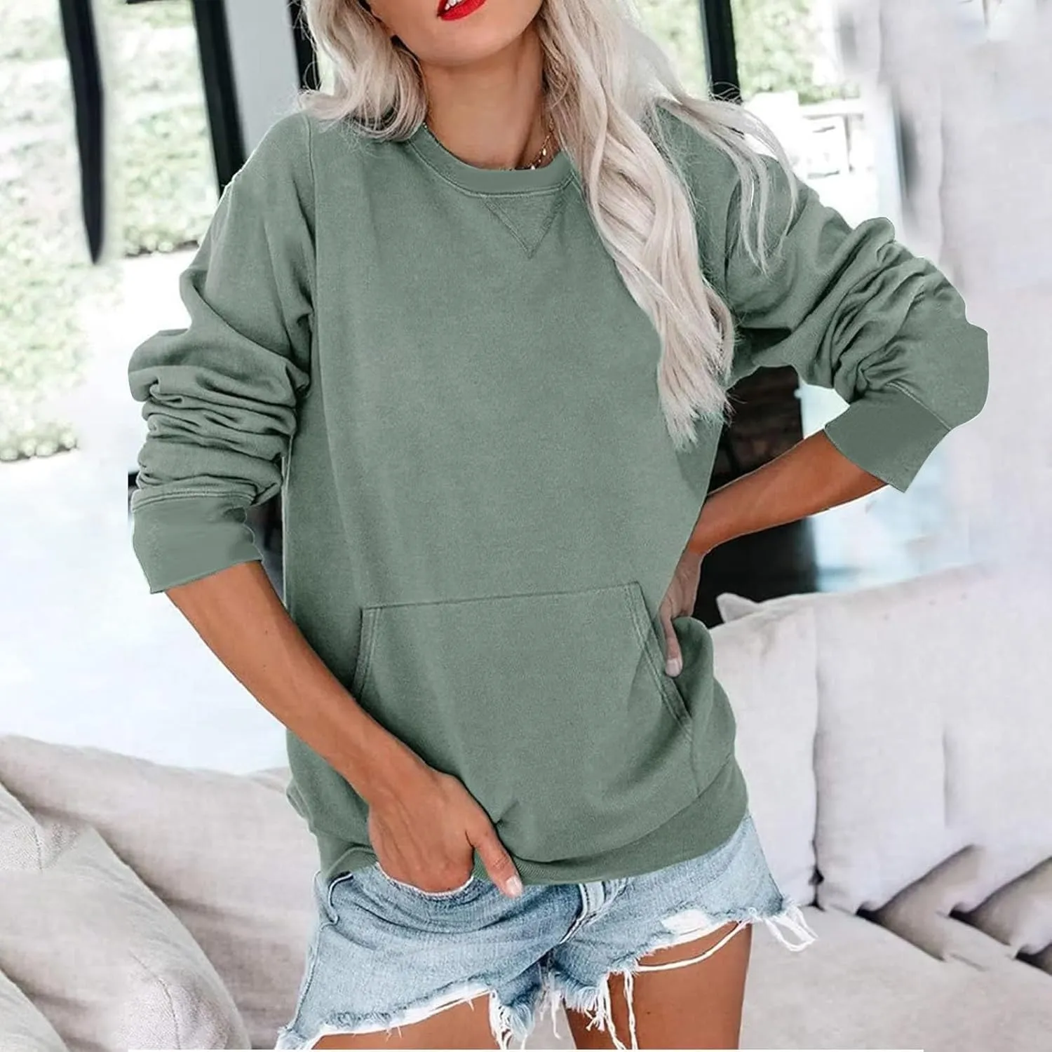 Women Round Neck Pullover Shirts Long Sleeve Solid Color Casual Sweatshirt Loose Fit Casual Tops with Pocket Fall Clothes