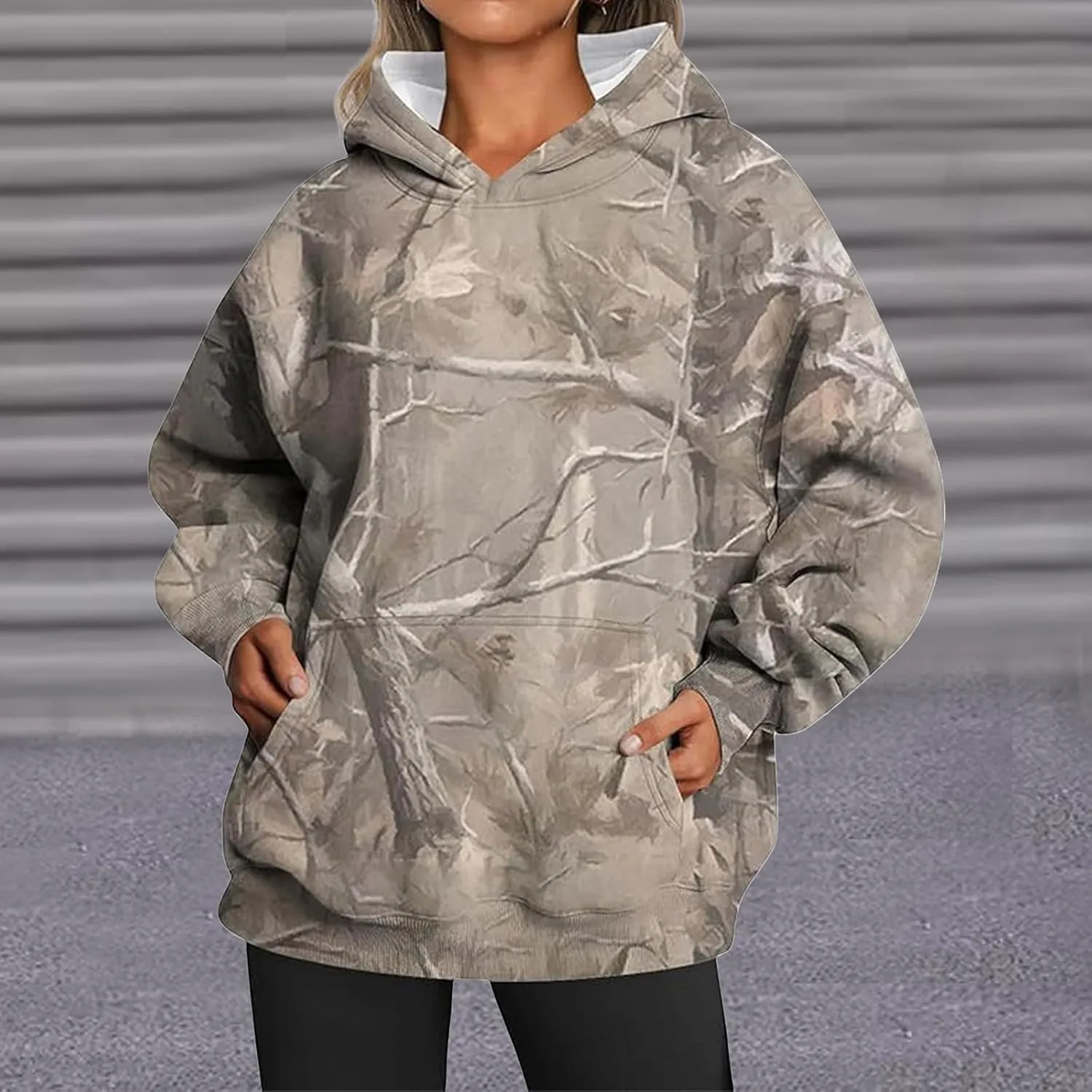 Womens Camo Hoodies Maple Leaf Print Oversized Hooded Sweatshirt Fleece Pullover Long Sleeve Sweatshirt with Pockets