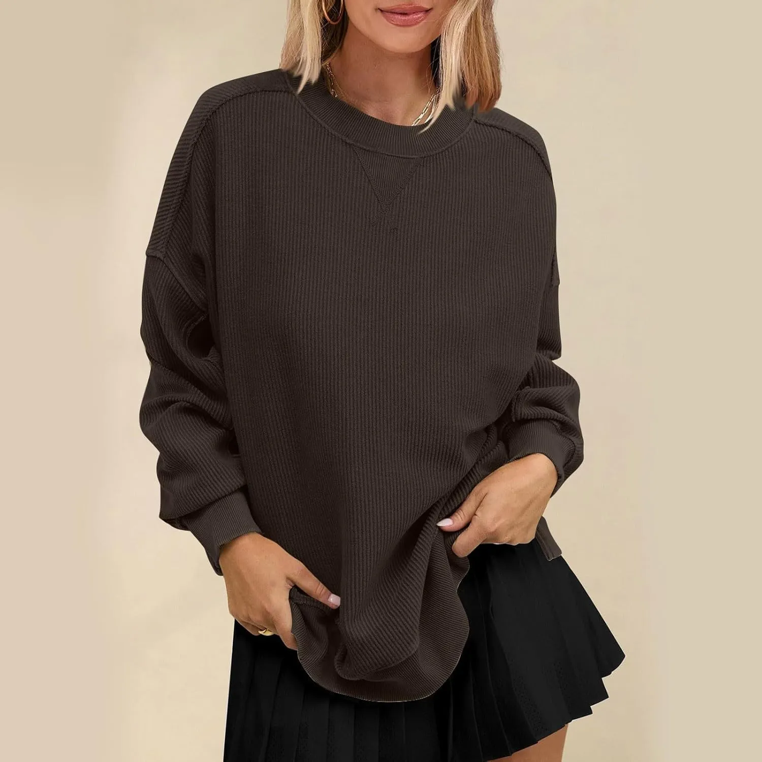 Womens Long Sleeve Tops 2025 Loose Crewneck Sweatshirt Trendy Casual Loose Fit Spring Fashion Pullover Knit Outfit