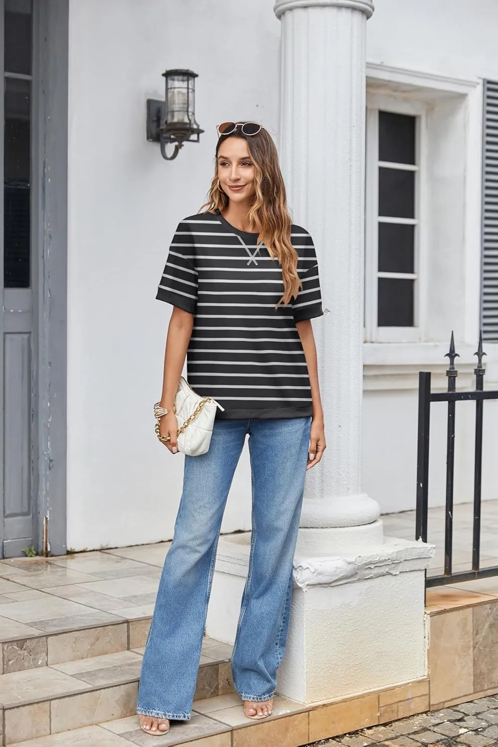 Zeagoo Womens Summer Tops Oversized Crewneck Short Sleeve T Shirts Casual Loose Fit Blouse Y2K 2025 Striped Basic Tee